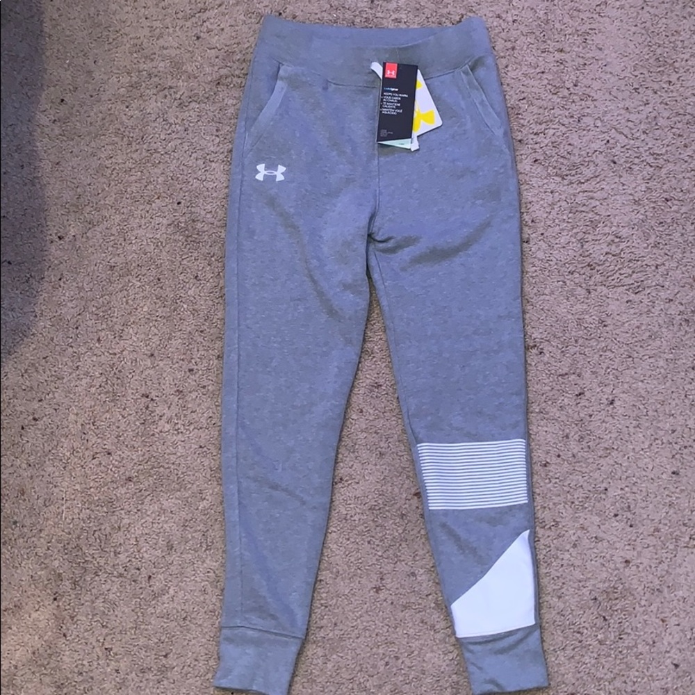 Girls under armour sweatpants